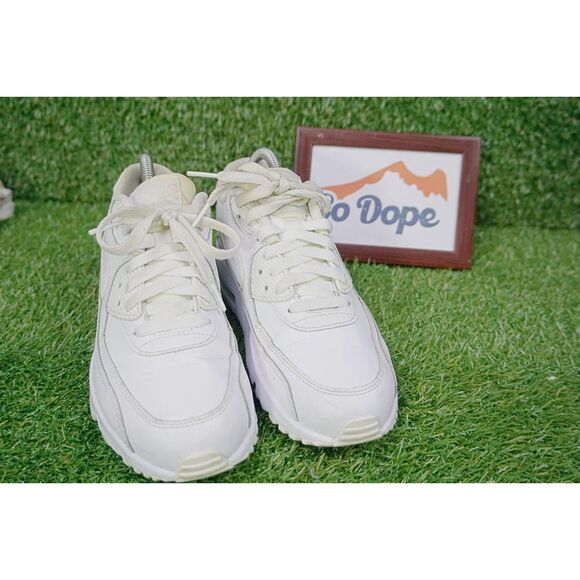 NIKE TRIPLE WHITE AIR MAX 90 BIG KIDS SNEAKER - SIZE US 6.5Y - Picture 5 of 7